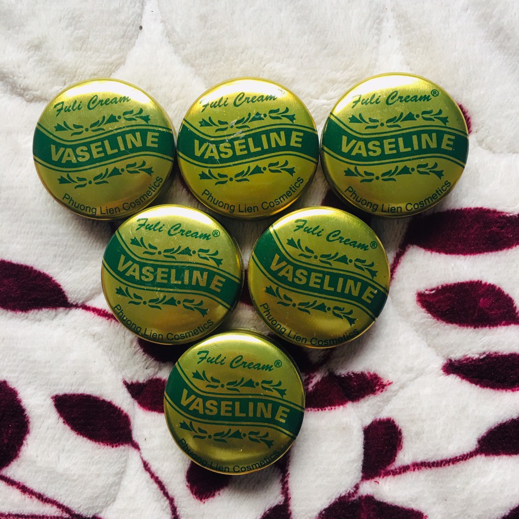 Vaselin dưỡng môi 7g Phương Liên