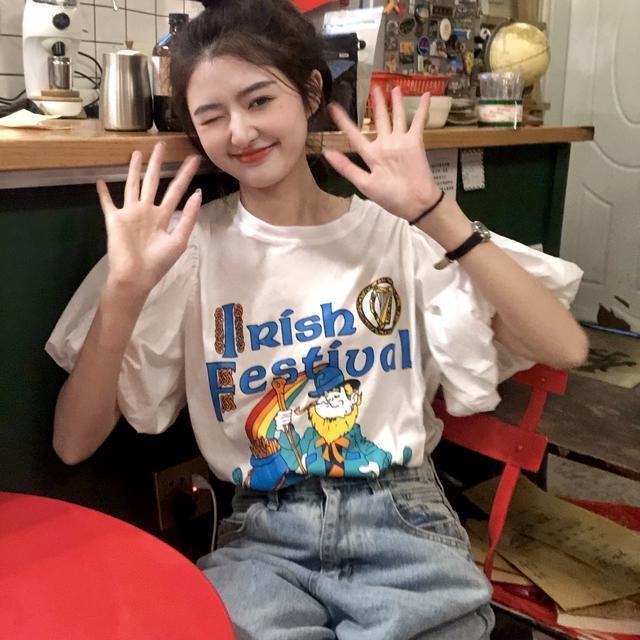 Áo thun tay ngắn màu trắng dáng rộng phong cách Hàn Quốc thời trang cho nữ