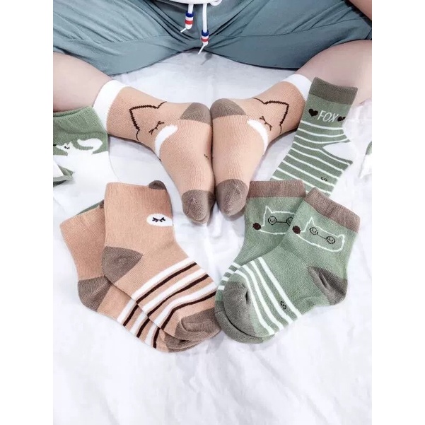 Set 5 đôi tất cho bé 1-8 tuổi chất cotton co giãn đẹp nhiều hình dễ thương