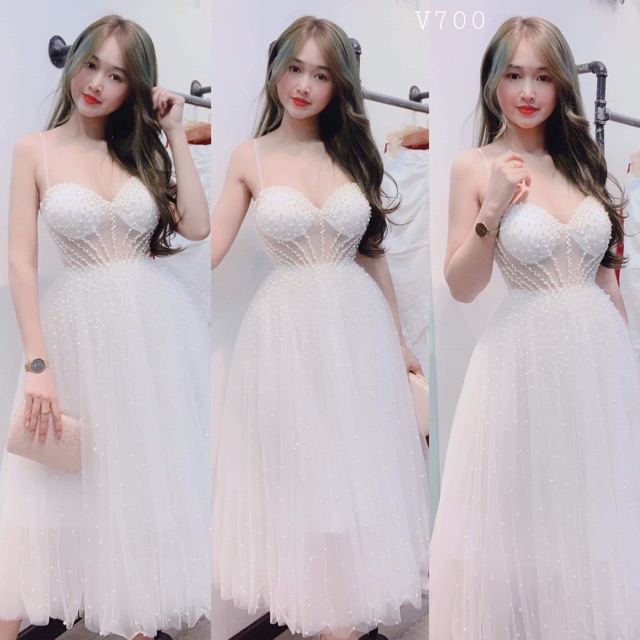 Đầm xoè kết cườm tia