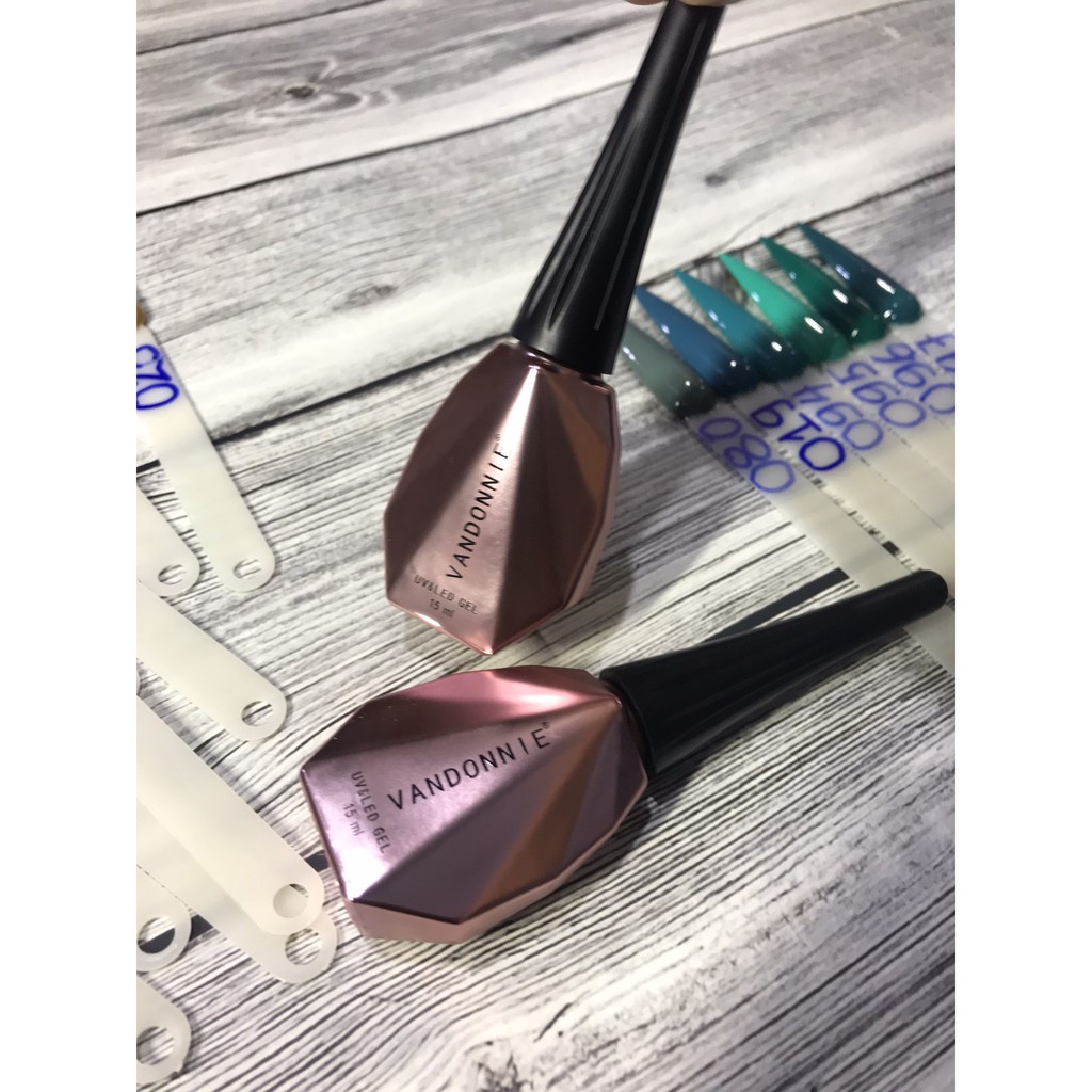 Sơn gel VANDONNIE bảng màu 18-29 Thiên Di Nail