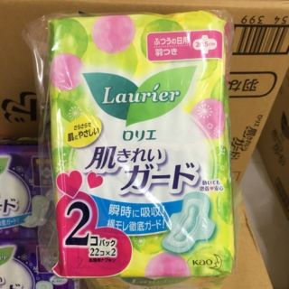Combo 10 gói băng vệ sinh Laurier