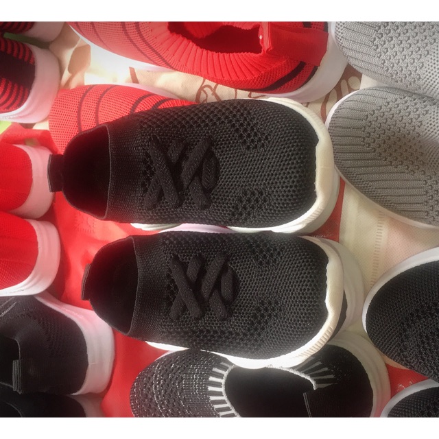 Giày chun cho bé 100k