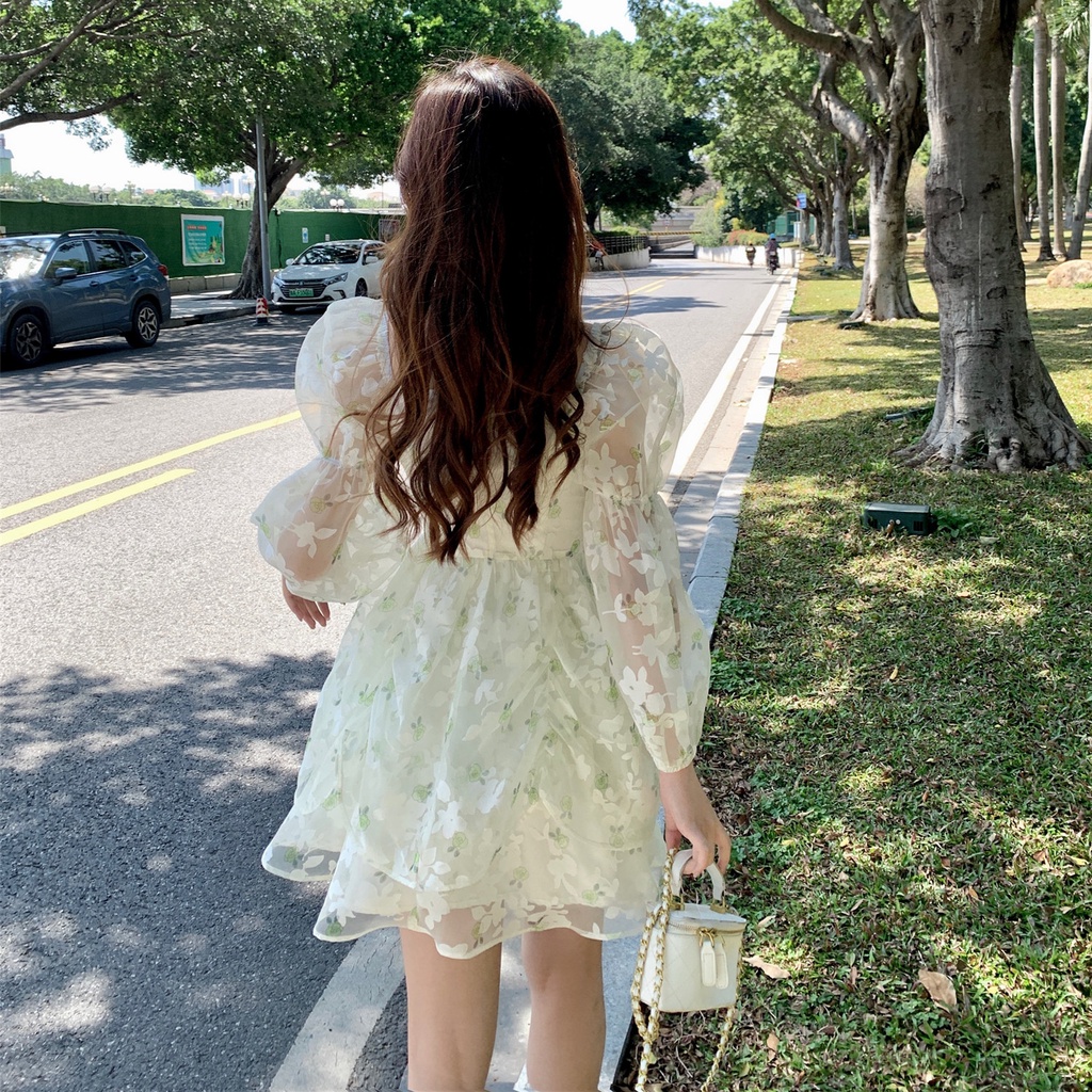 Đầm Tay Dài Phối Lưới Họa Tiết Hoa Xinh Xắn Thời Trang Mùa Hè