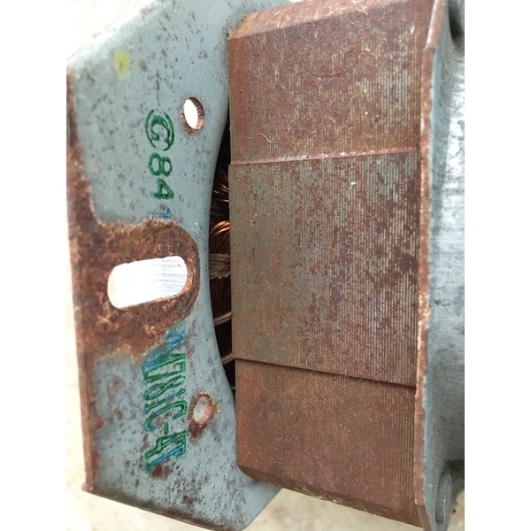 Mô tơ máy giặt , loại củ đời cũ fe dầy , nặng 4 -5 kg