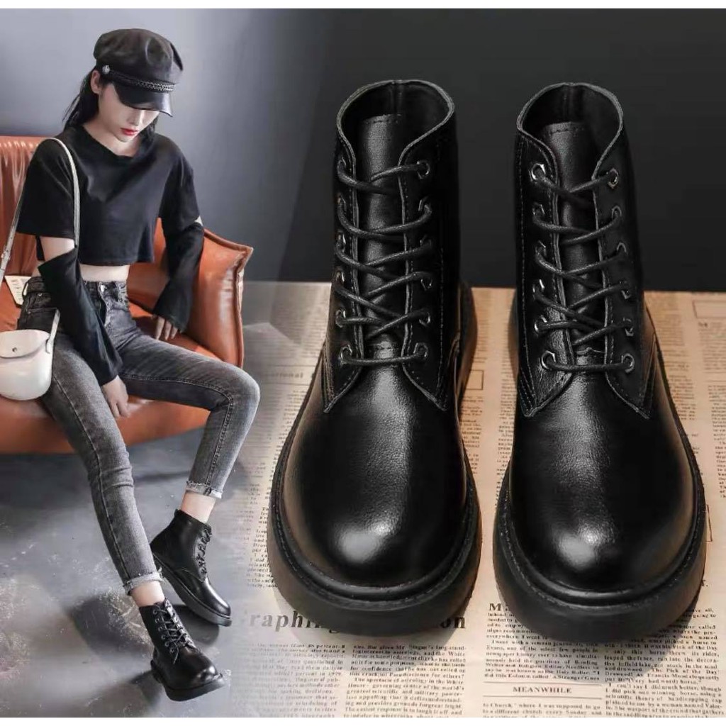 Boot Nữ Buộc Dây Doctor Marten