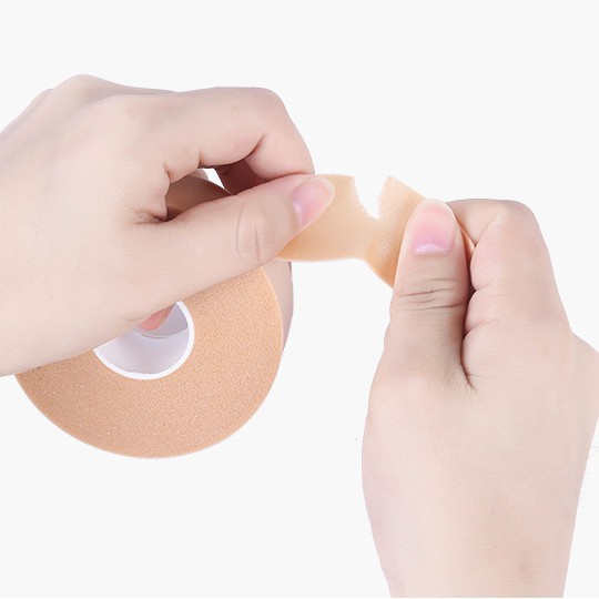 1 Cuộn băng keo xốp chống mòn, giảm đau, bảo vệ gót chân không thấm nước cao cấp