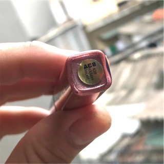 Son bóng Estee Lauder màu Reckless Bloom