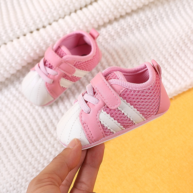 Giày Sneaker Da Pu Đế Cao Su Mềm Chống Trượt Mùa Xuân Cho Bé Sơ Sinh Tập Đi