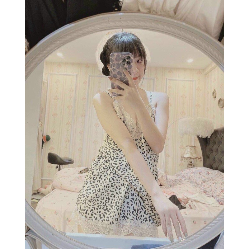 Bộ Đồ Ngủ Vải Lụa Hình Báo Phối Ren, Bộ Mặc Nhà Hình Beo Thời Trang Cao Cấp