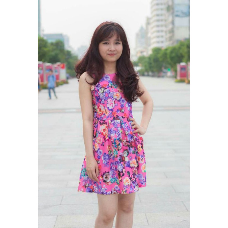 đầm dạo phố thời trang
