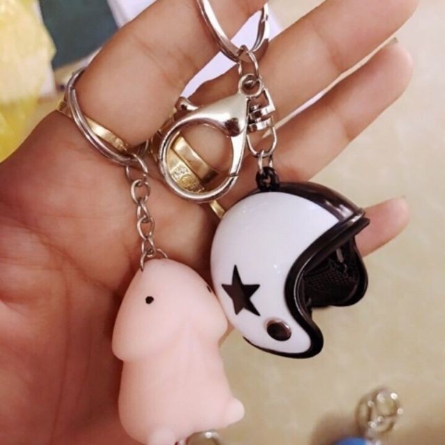 ¤ Hàng có sẵn ¤ Móc khóa con ciu kèm mũ bảo hiểm ngẫu nhiên cute CLM-668