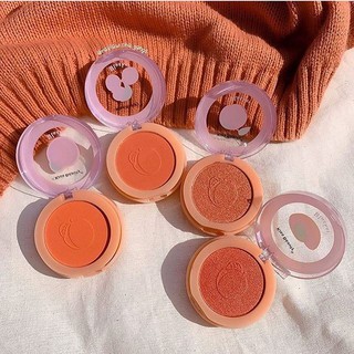 Má hồng trái đào 1 ngăn Kiss Beauty Blusher