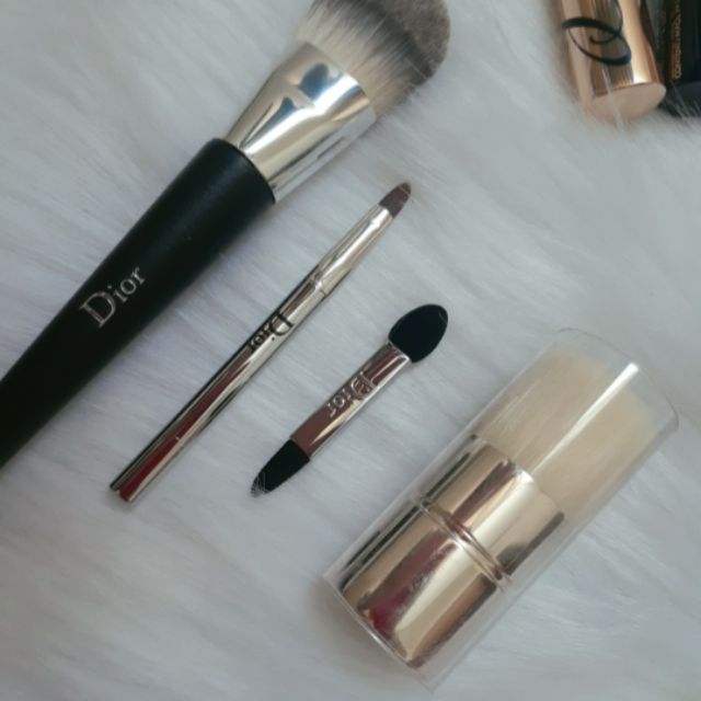 Bộ cọ Dior mini 4 món