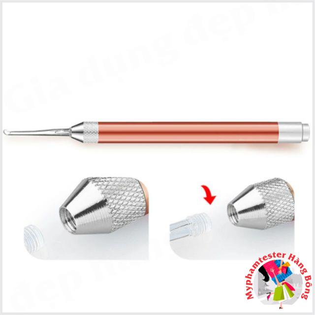 Hộp dụng cụ lấy ráy tai có đèn