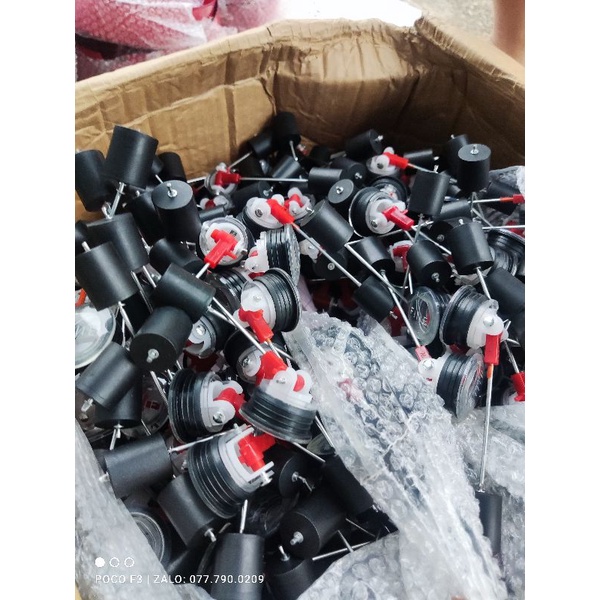 Phao báo nhiên liệu  máy nhật bãi