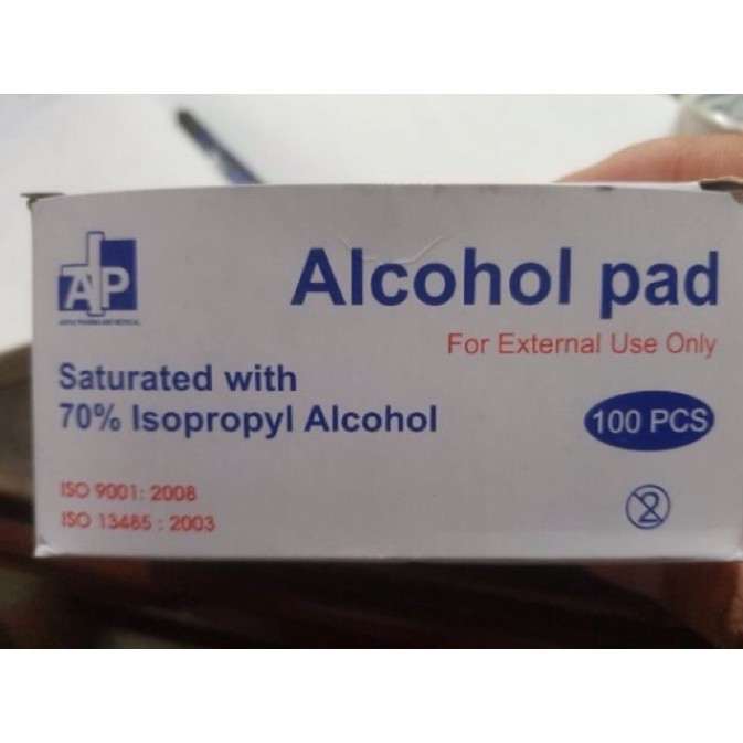 Cồn khô bông tẩm cồn tiệt trùng alcohol pad 100 miếng