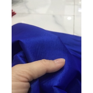 Vải Tafta màu xanh copan co giãn form đứng mặt vải bóng(khổ 1m5)may đầm váy,vest ,quần áo kiểu