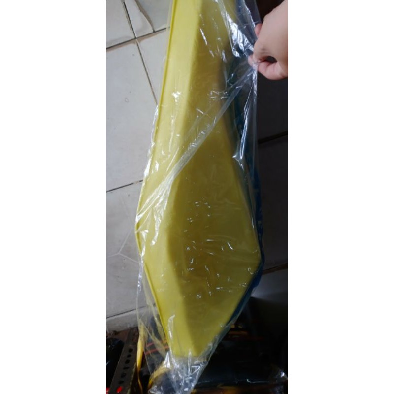 Mút nệm xe vario150, Click thái