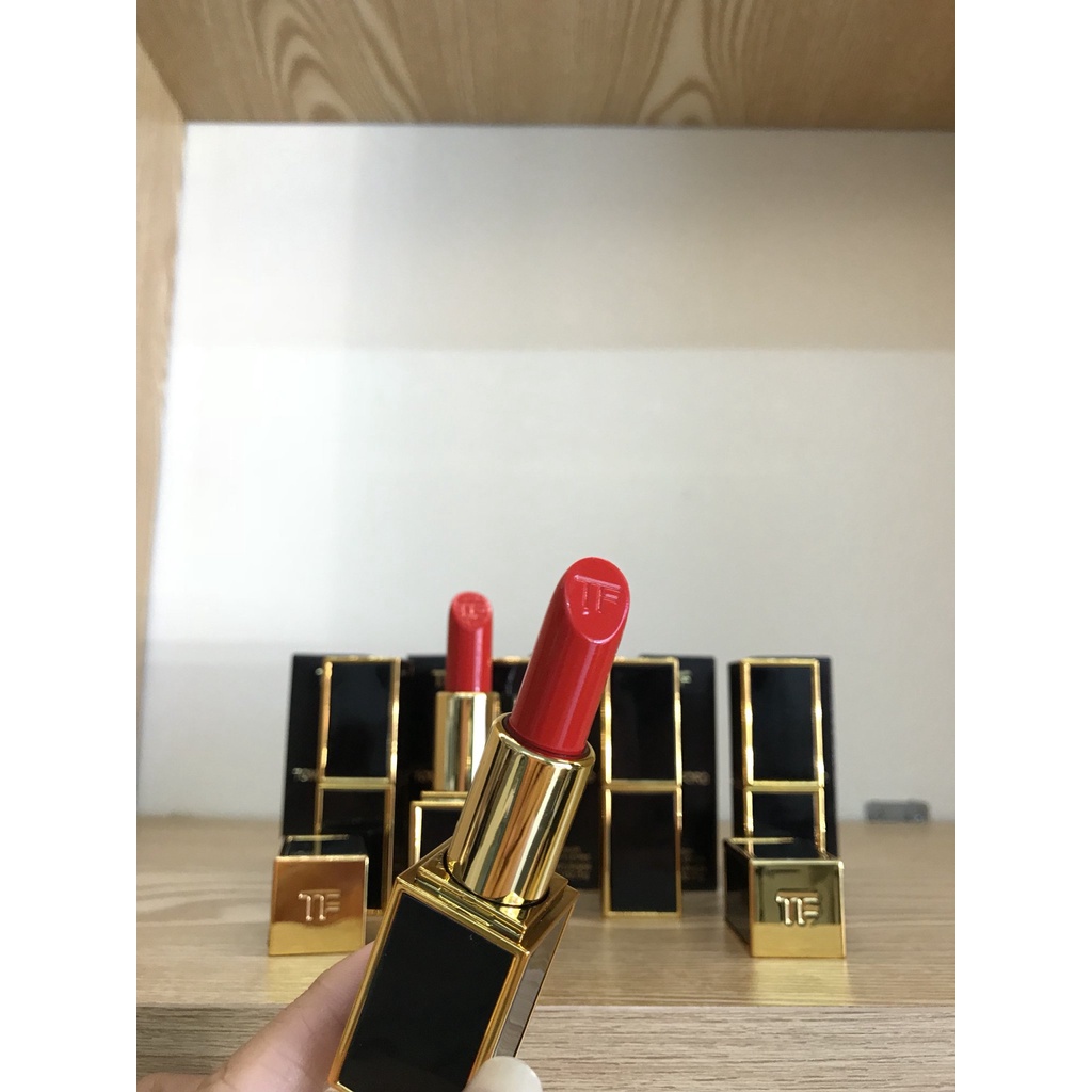 SON TOMFORD đủ màu 15,10,16,80 | BigBuy360 - bigbuy360.vn