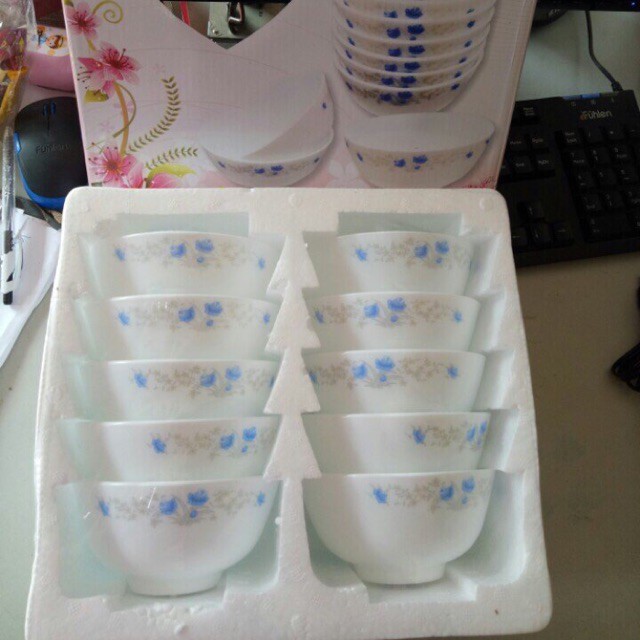Bát Cơm, Bát Ngọc