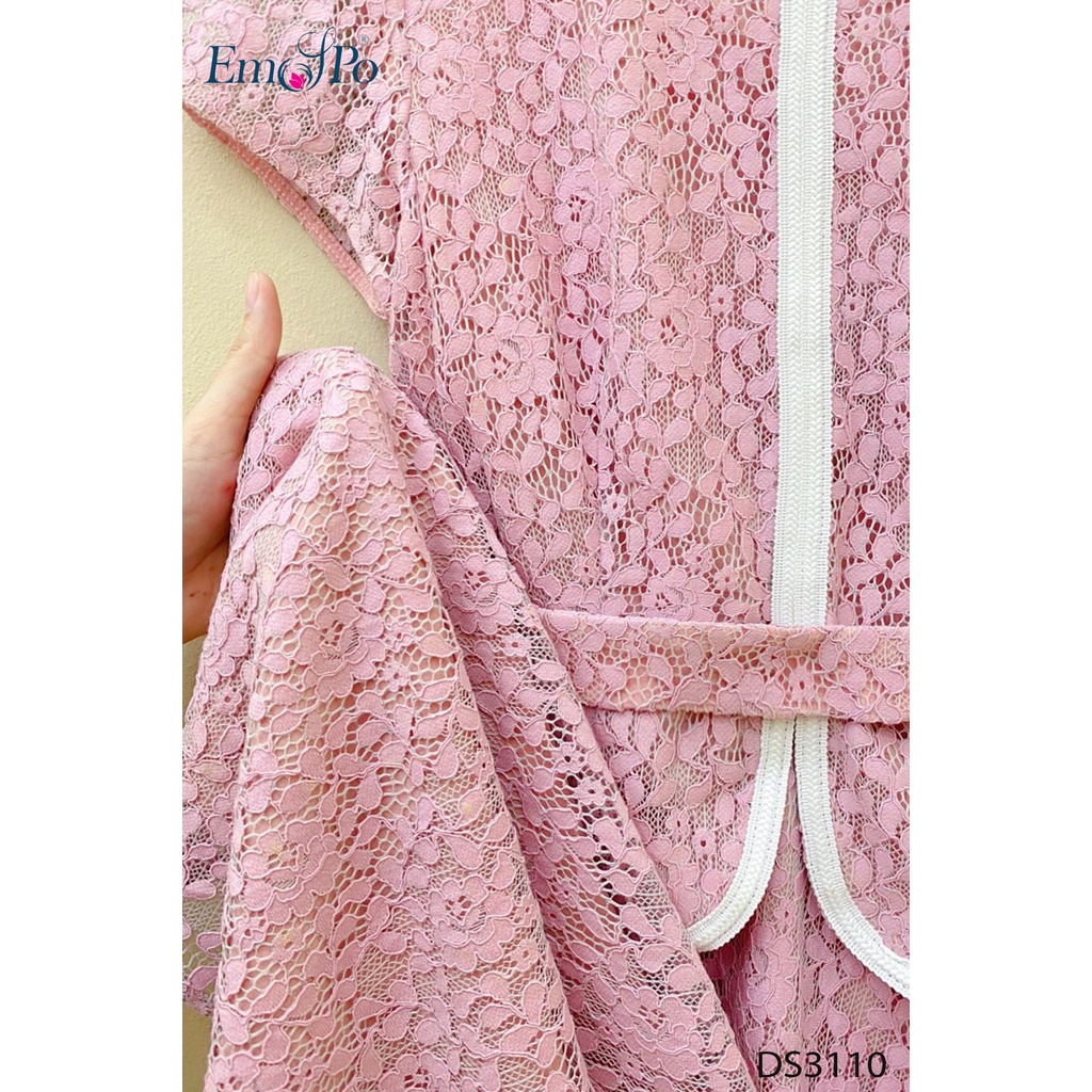 Đầm ren Emspo cổ tròn, đính hoa nổi DS3110