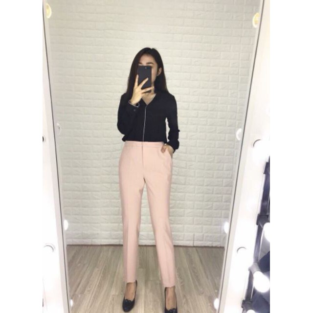 Sơ mi cổ tàu khoét V xinh xắn | BigBuy360 - bigbuy360.vn