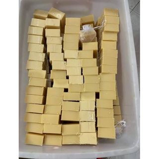 Xà bông Handmade Dầu dừa Nghệ (Turmeric)
