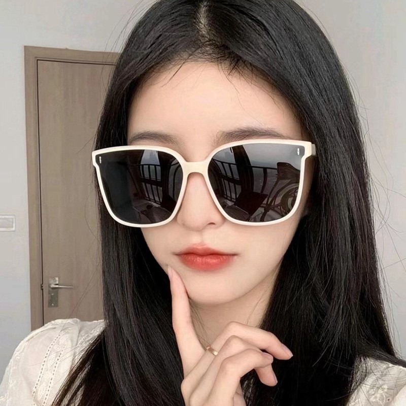 ¤☾✥kính râm nữ polarized nam phong cách hàn quốc gọng vuông hợp thời trang móng tay