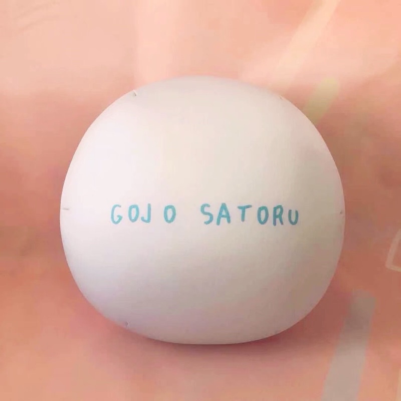 Gối ôm thầy Gojo tròn ủm đáng yêu