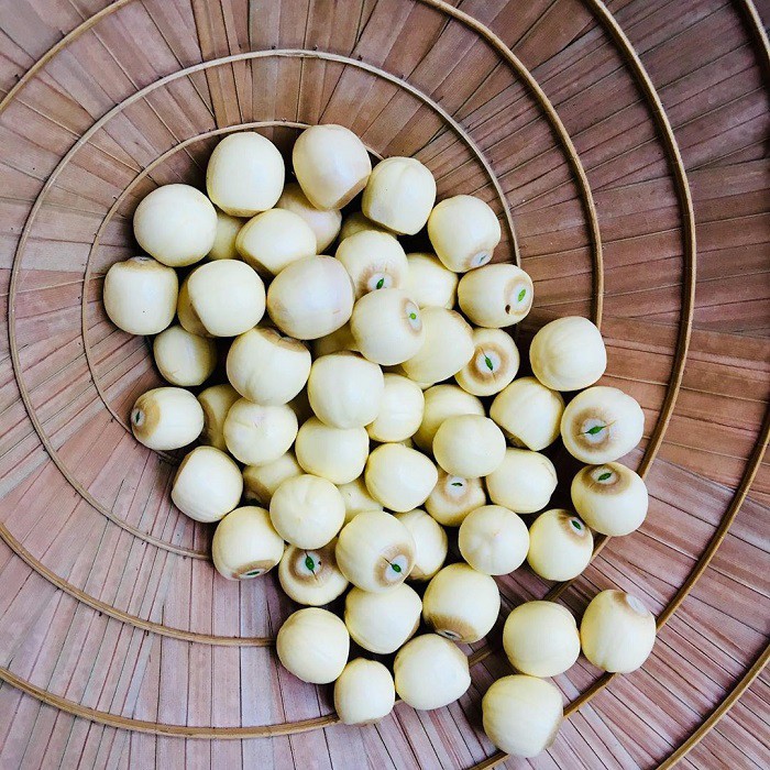 300gr Hạt sen Huế loại 1( sen Huế đã sấy khô, thơm, bở,bùi)