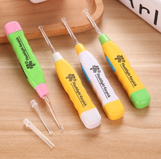 Dụng cụ lấy ráy tai có đèn cho bé