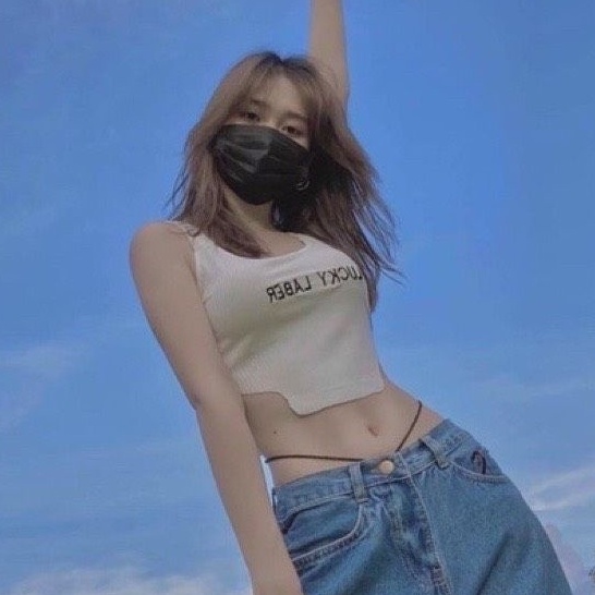 Áo thêu chữ kiểu dáng croptop chất thun tăm co dãn hai dây vanmiushop