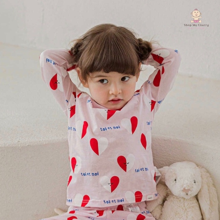 Bộ Dài Tay Bé Gái Nội Địa Hàn Quốc Của Hãng Cordii, Chất Cotton giấy Organic, Mẫu Trái Tim Đỏ