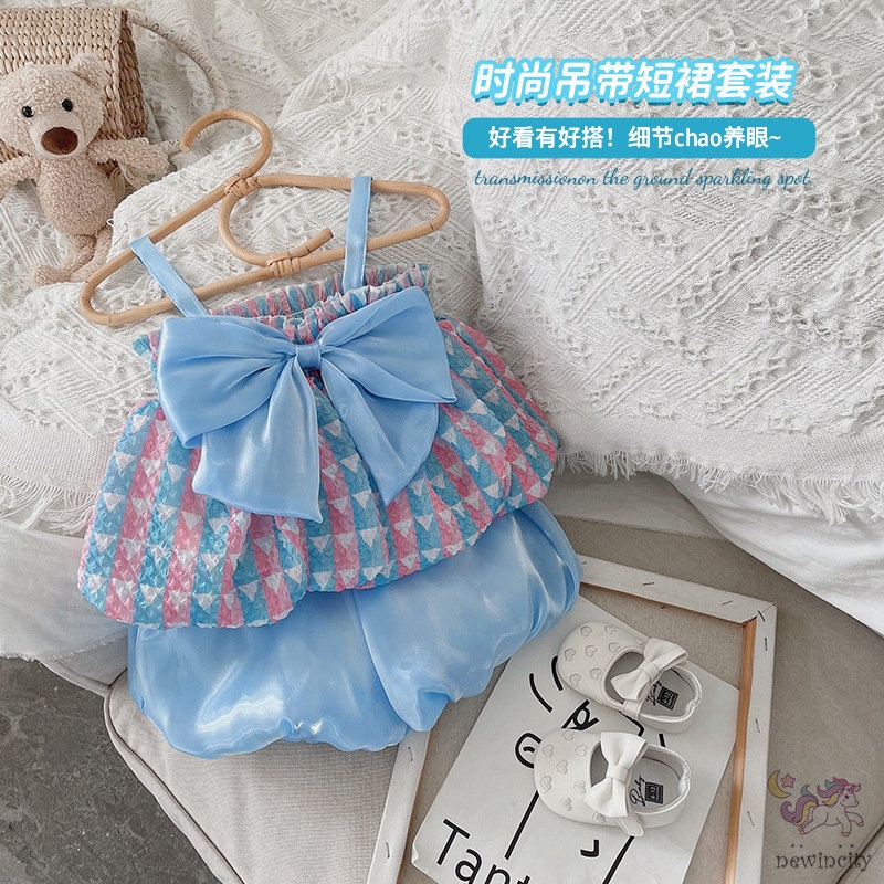 Set Đồ Mùa Hè 2 Món Gồm Áo Hai Dây Thắt Nơ Và Quần Ngắn Hàn Quốc Cho Bé Gái