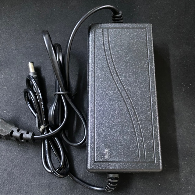 Nguồn adapter 12v5A 5.5x2.1mm [ Hàng Loai 1 ]