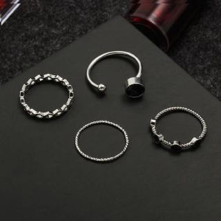 4 nhẫn thiết kế thời trang cá tính cho nữ
