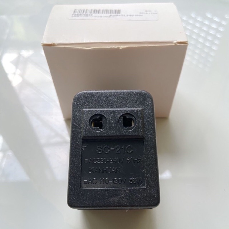 Bộ chuyển đổi nguồn điện 220v sang 110v công suất 50w - Nhỏ gọn - Tiện lợi