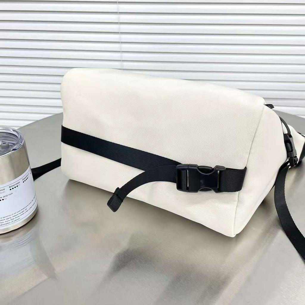 Túi đeo chéo học sinh sinh viên vải dù nhiều ngăn đựng đi học đi chơi thời trang unisex nam nữ W7023