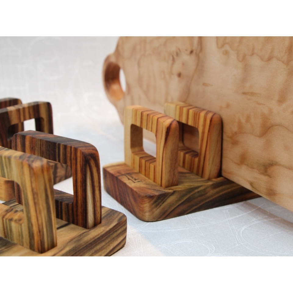 Giá kê thớt đa năng Sa Maison, chất liệu gỗ Camphor kháng khuẩn