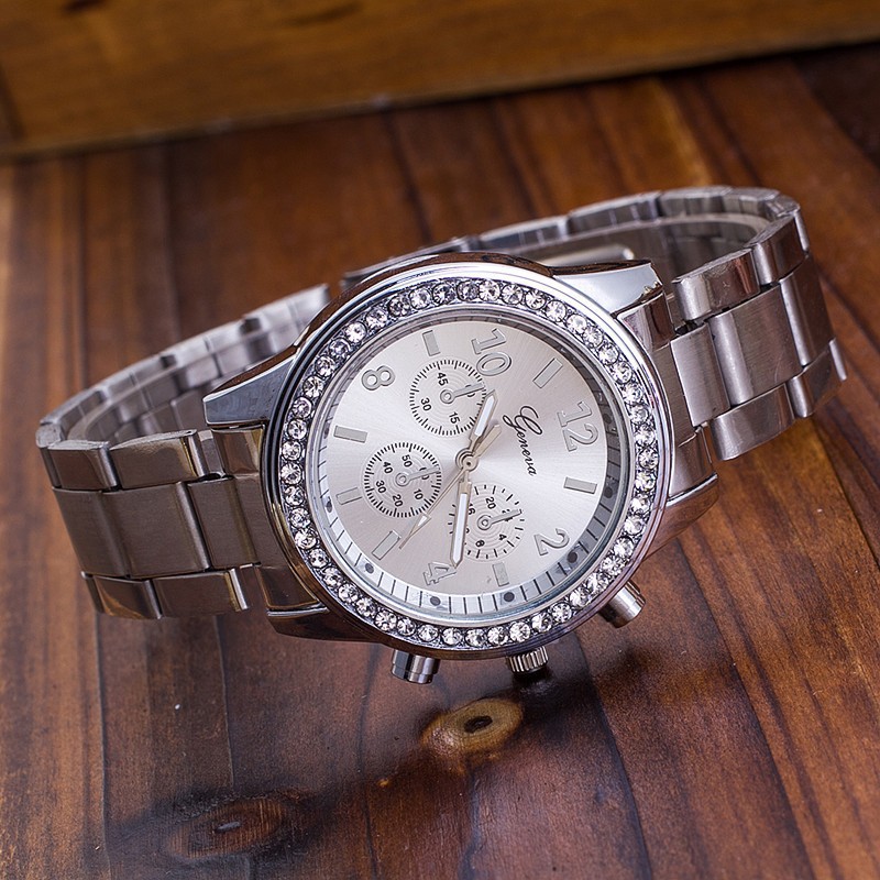 Đồng hồ quartz đính đá xi mạ 1432 | BigBuy360 - bigbuy360.vn