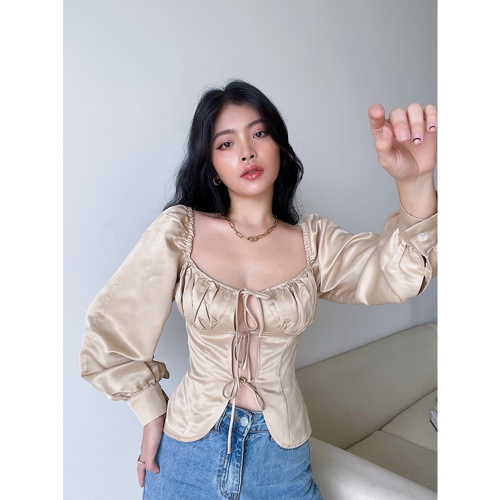 Áo lụa Shebyshj tay dài cột dây ngực màu vàng gold - Navia Top