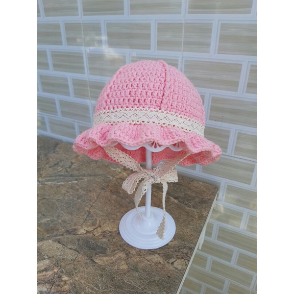 Set giày hồng và mũ len hồng thủ công cho bé gái từ sơ sinh