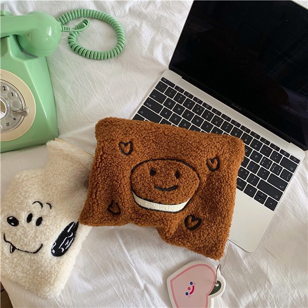 Hộp Bút Cherry Và Bánh Quy