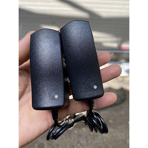 Sạc pin máy khoan 12V Makita