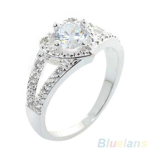 Nhẫn Cưới Bạc Hình Trái Tim Đính Pha Lê Size 8