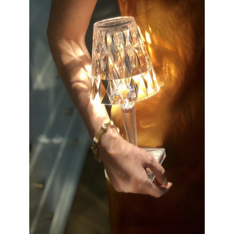 Đèn ngủ 16 màu ánh sáng màu, sạc USB Decor trang trí pha lê cao cấp