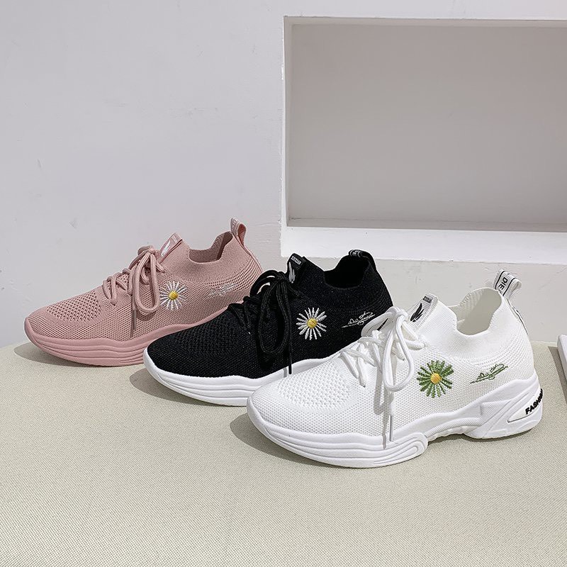 [Mã FAGREEN245 giảm 10% tối đa 30k đơn từ 99k] (3 MÀU) Giày thể thao nữ cổ chun bông cúc đế cực êm , dây buộc cá tính | BigBuy360 - bigbuy360.vn