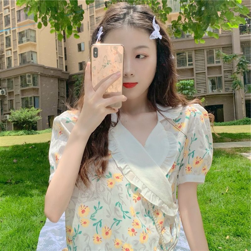 Áo Thun Nữ Ngắn Tay Cổ Chữ V Thời Trang Hàn | BigBuy360 - bigbuy360.vn