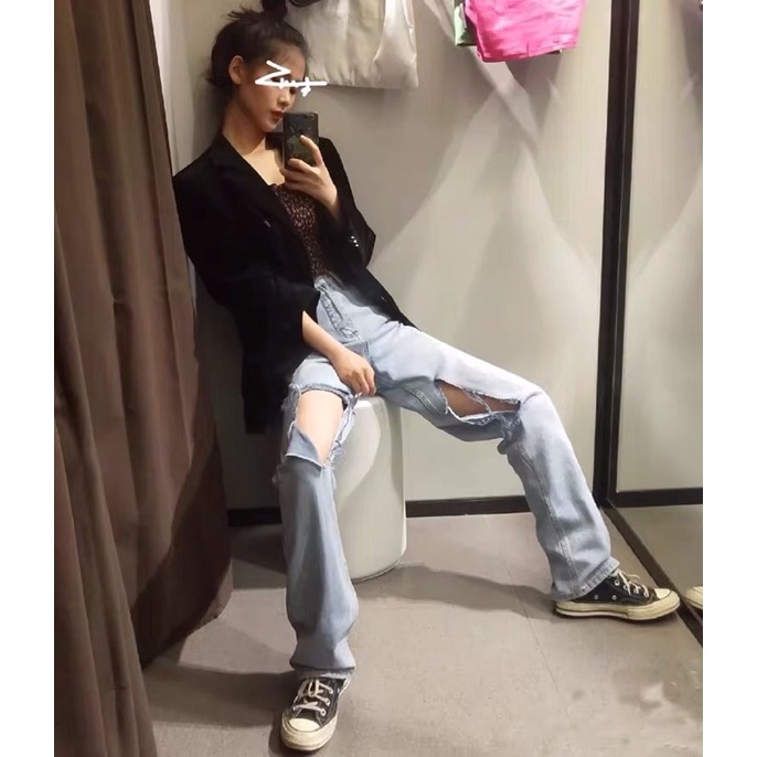 Quần jeans lưng cao rách gối to siêu hottrend 2023